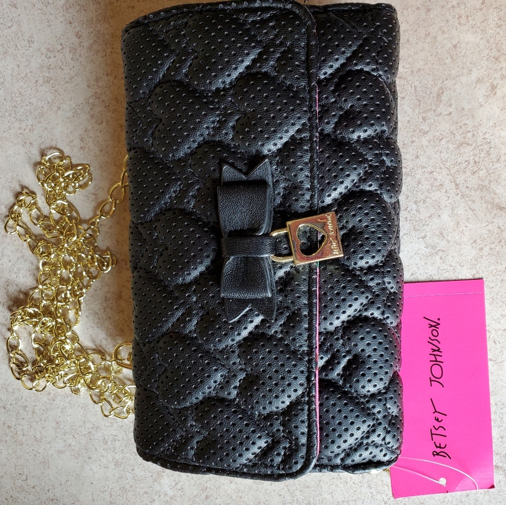 Betsey Johnson black quilted chain bag